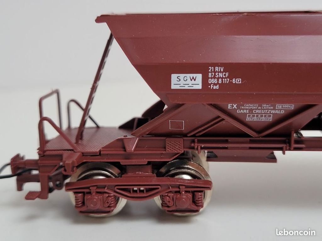 _n_664255_wagon_trmie__bogies_sncf_marchandises_jouef_ho_6.jpg