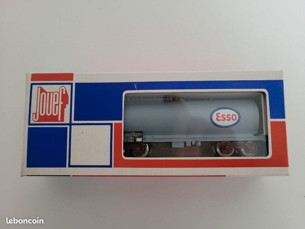 _n_6509_wagon_citerne__esso__bogie_jouef_ho_3.jpg