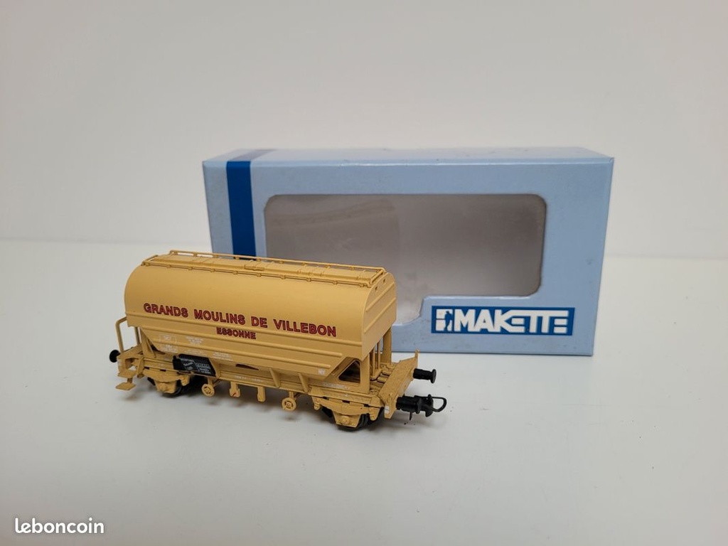 _n_4605_wagon_sncf_tmie_cralier__essieux_grands_moulins_villebon_makette_ho_2.jpg