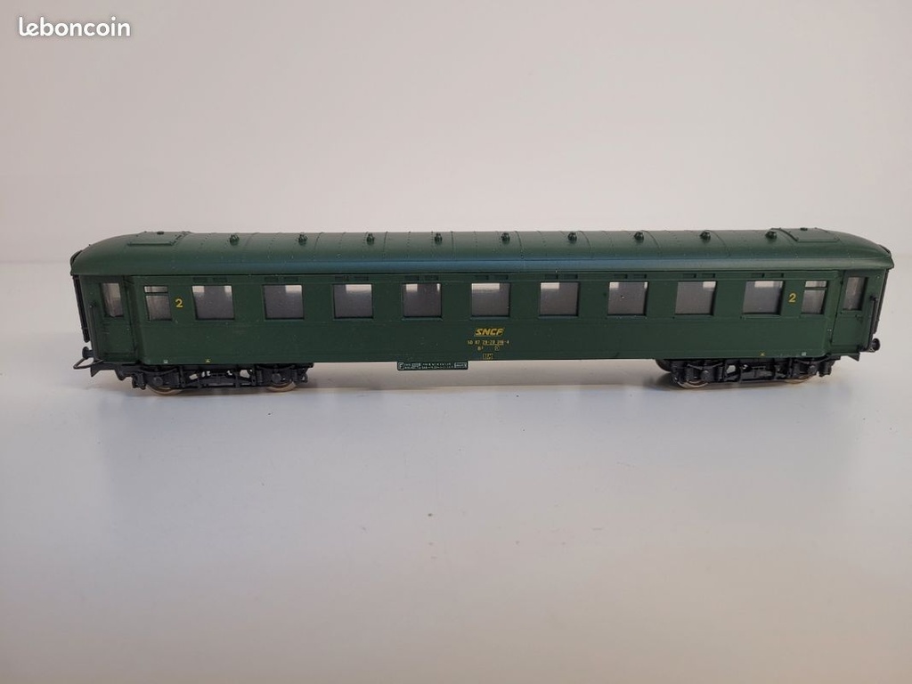 _n_5121_voiture_sncf_2_me_classe_ex_drg_jouef_ho_5.jpg