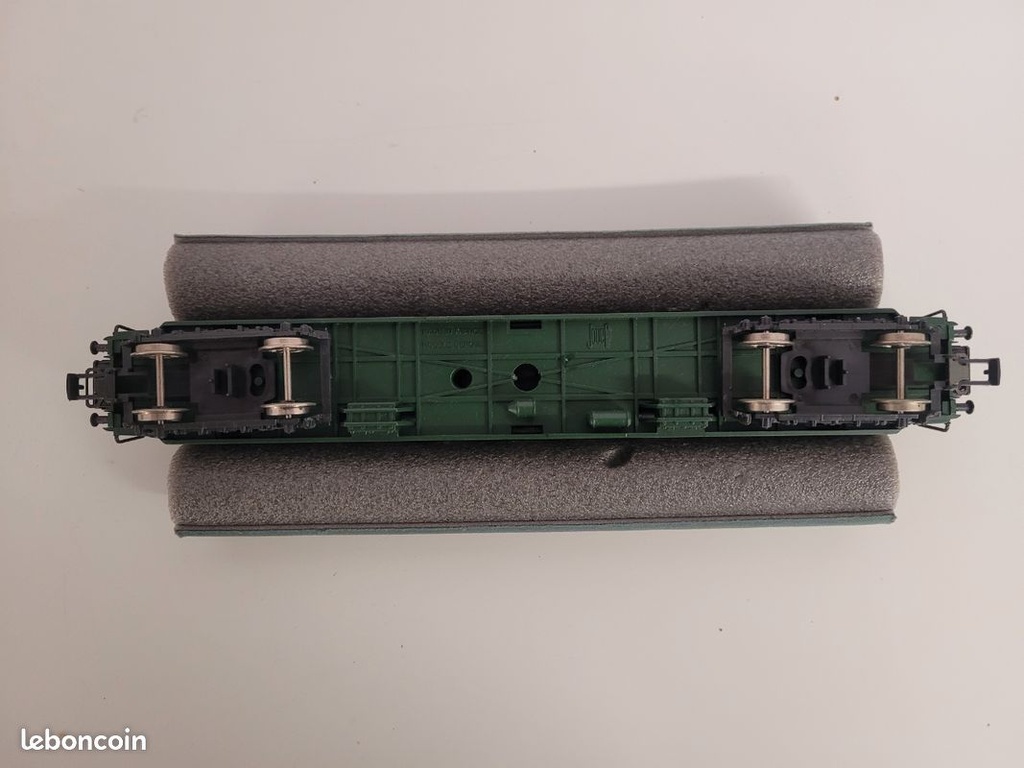 _n_5121_voiture_sncf_2_me_classe_ex_drg_jouef_ho_13.jpg