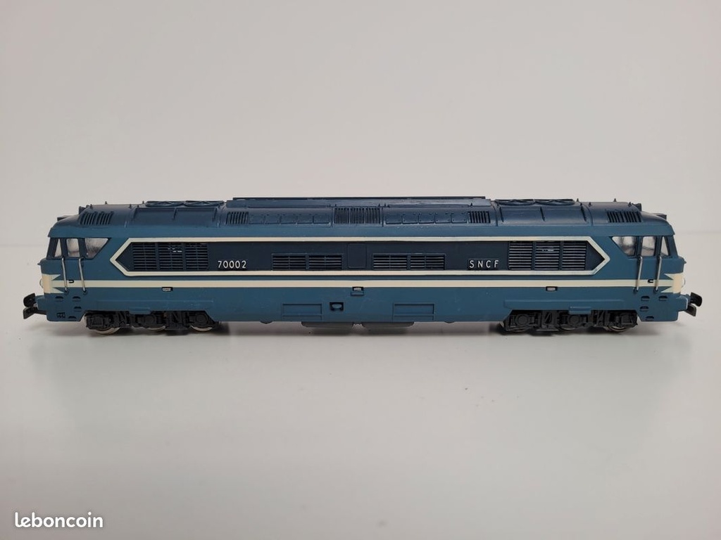 _n_8651_locomotive_lctrique_sncf_cc70002_jouef_ho_5.jpg