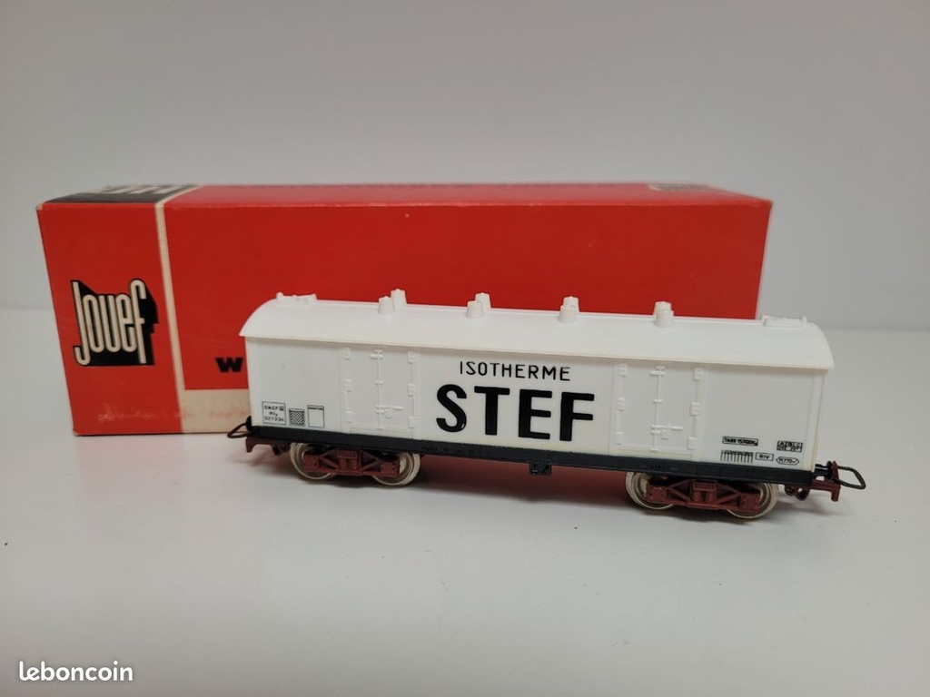 _n6560_wagon_isotherme_stef_parois_lisses__bogies_tp_jouef_ho_2.jpg