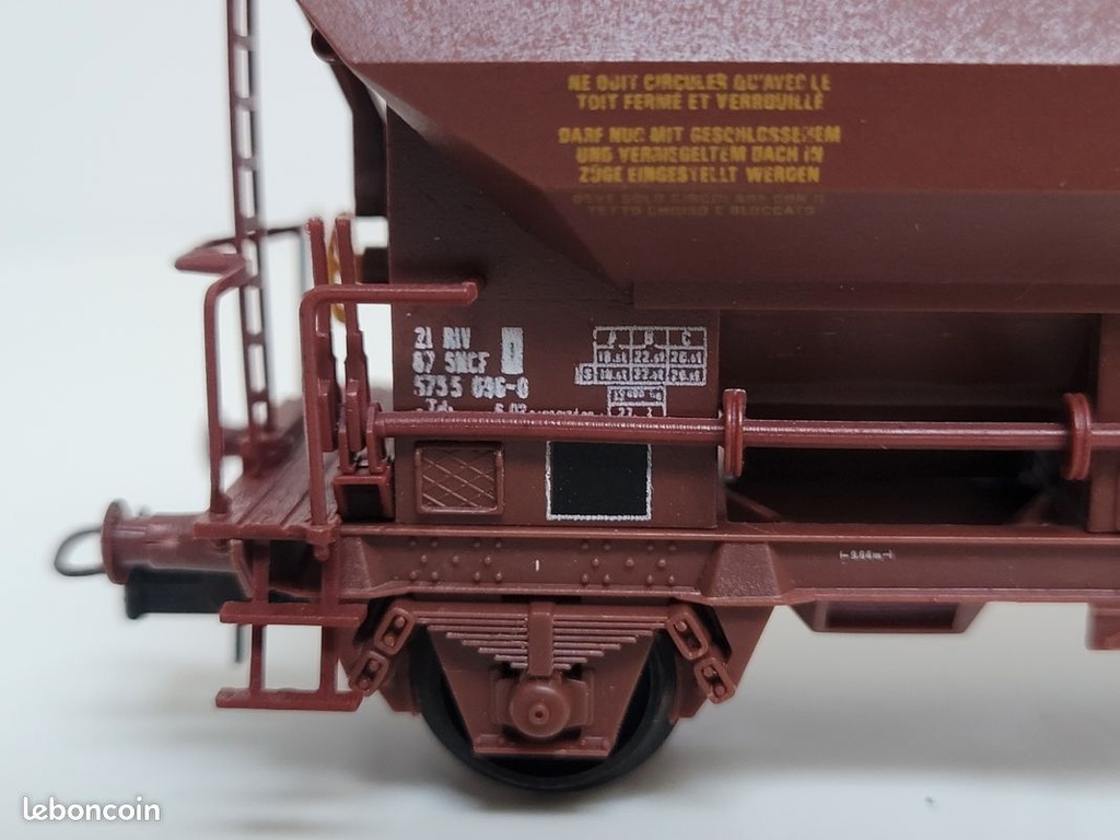 _n_303568_wagon_trmie_sncf__essieux_lima_ho_5.jpg
