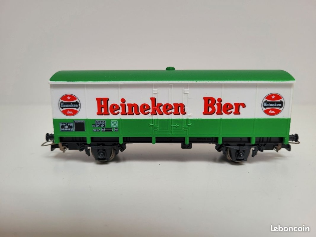 _n627900_wagon_sncf_couvert__essieux_heineken_bier_jouef_ho_4.jpg