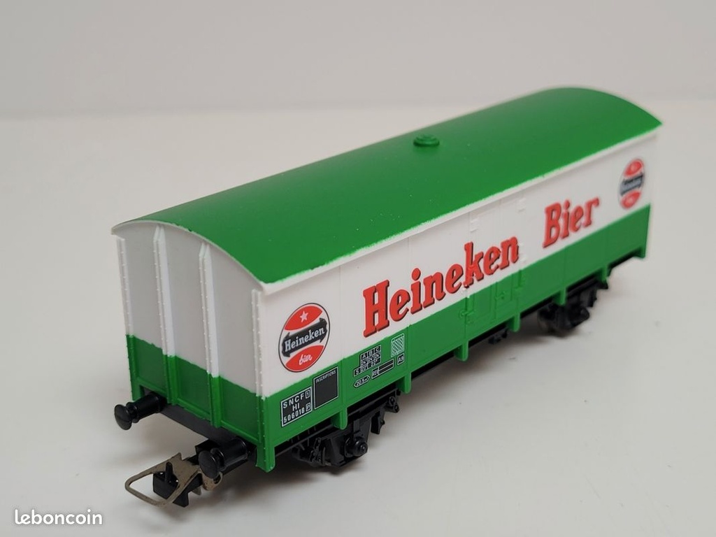 _n627900_wagon_sncf_couvert__essieux_heineken_bier_jouef_ho_9.jpg