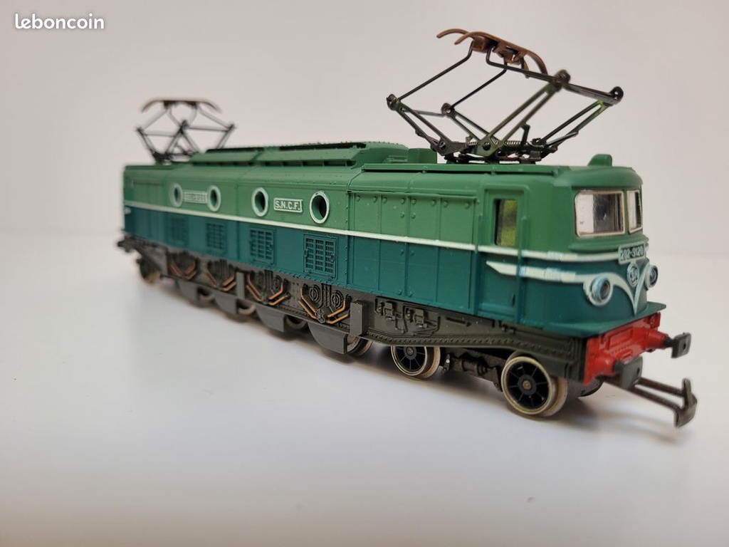 _n_8482_locomotive_lectrique_2d2_jouef_ho_6.jpg