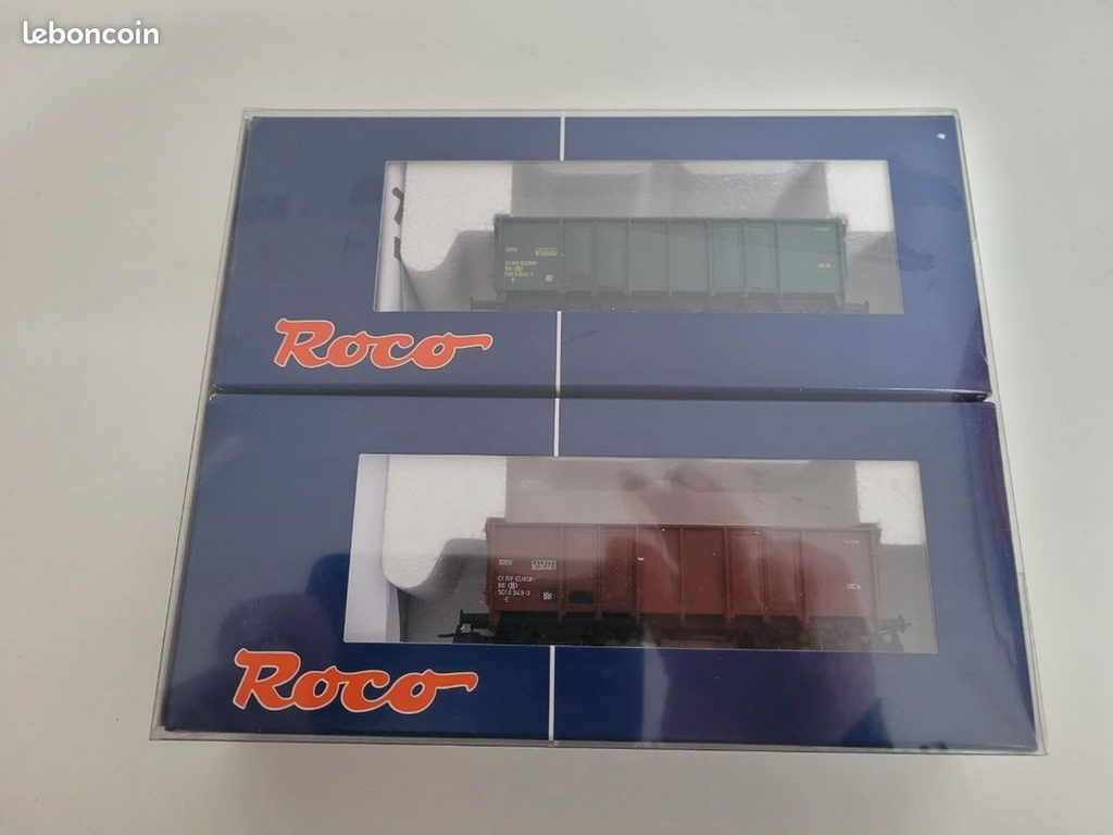 _n45956_coffret_de_2_tombereaux__essieux_type_europ_roco_ho_3.jpg