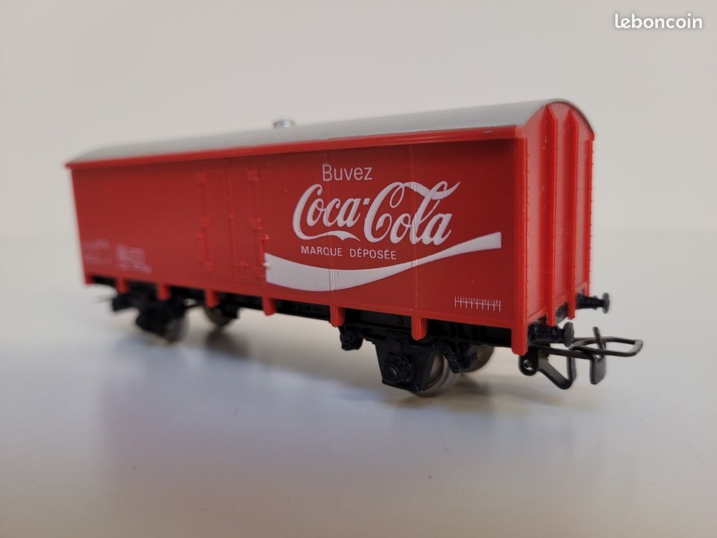 _n_6265_wagon_couvert__essieux_coca_cola_jouef_ho_5.jpg
