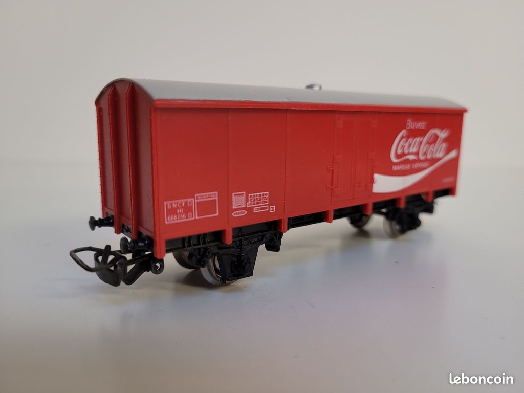 _n_6265_wagon_couvert__essieux_coca_cola_jouef_ho_8.jpg