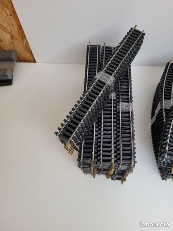 s_paquets_de_10_rails_acier_jouef_ho_code_100_7.jpg