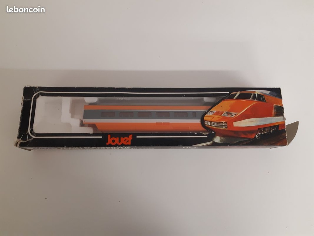 _n5472_remoque_tgv_jouef_ho_3.jpg