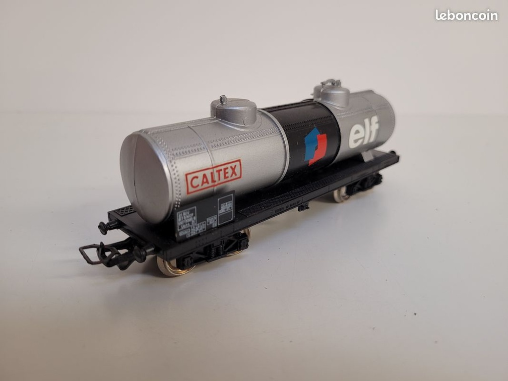 _n_6510_wagon_citerne__bogies_tp_elf_caltex_jouef_ho_7.jpg