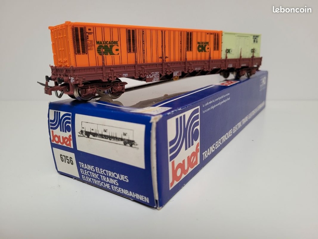  N°6756 Wagon SNCF à bogies avec ranchers type Res Jouef Ho