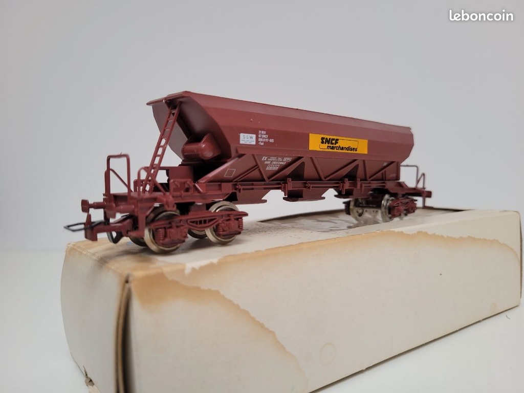  N° 6642/55 Wagon trémie à bogies SNCF marchandises Jouef Ho