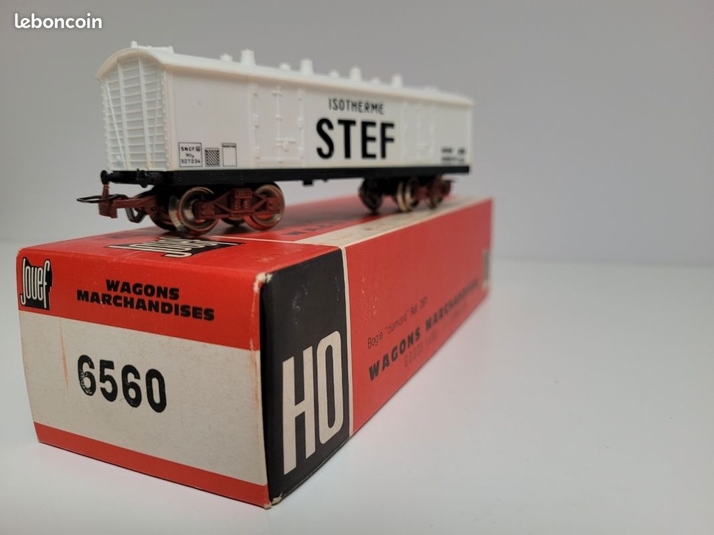 N°6560 Wagon isotherme STEF parois lisses à bogies TP Jouef Ho
