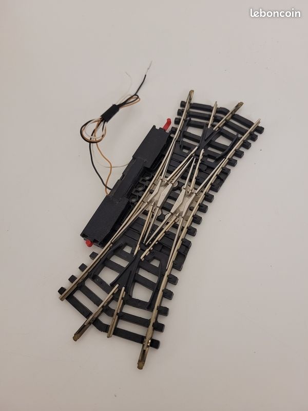 N° 4848 Traversé de jonction double maillechort Jouef Ho