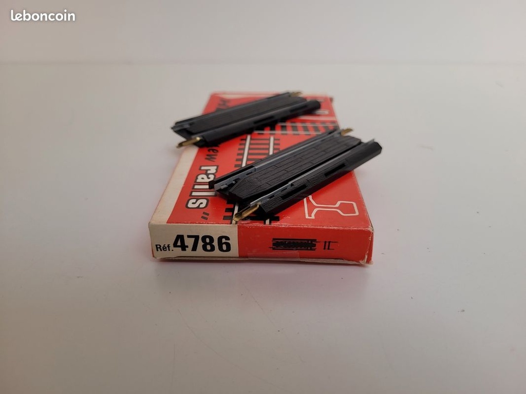 Train wagon N° 4786 boite de 2 rails acier extensibles Jouef Ho
