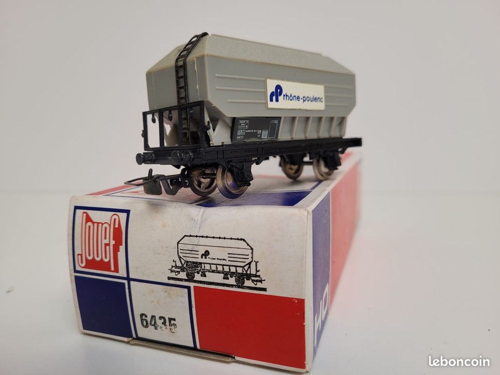 Train wagon N° 6435 Wagon trémie à essieux Rhone Poulenc Jouef Ho