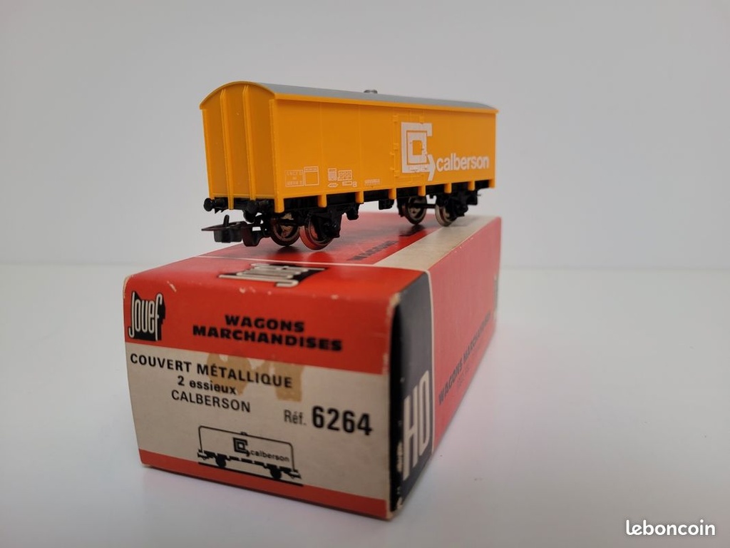 Train wagon N°6264Wagon couvert à essieux CALBERSON Jouef Ho