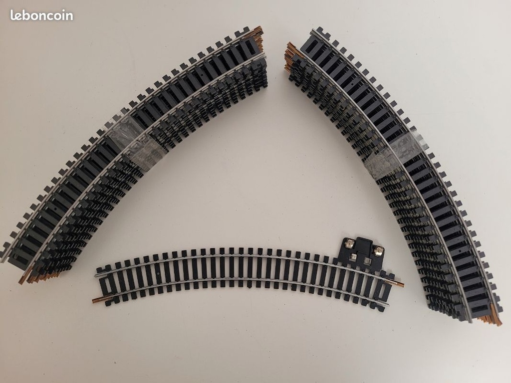 Train wagon N° 3030 de 21 rails Lima Ho