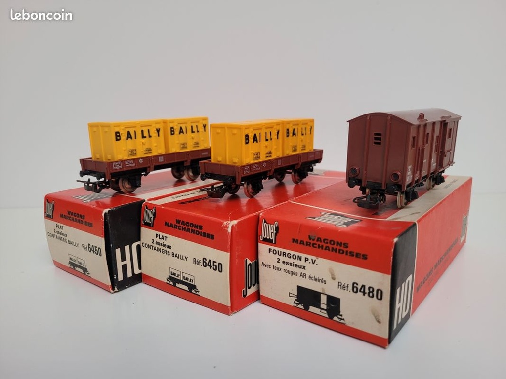 Train wagon N° 6480 et 6450 petite rame de 3 wagons marchandises SNCF Jouef Ho
