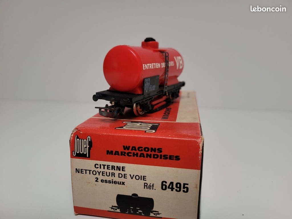Train wagon N°6495 wagon citerne SNCF pour nettoyer les voies Jouef Ho