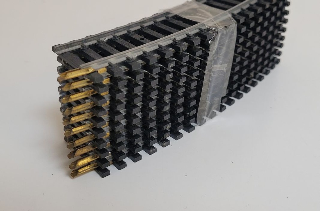 [3171352722] Train wagon N°4702 Lot de10 demi rails aciers JOUEF rayon 325 mm