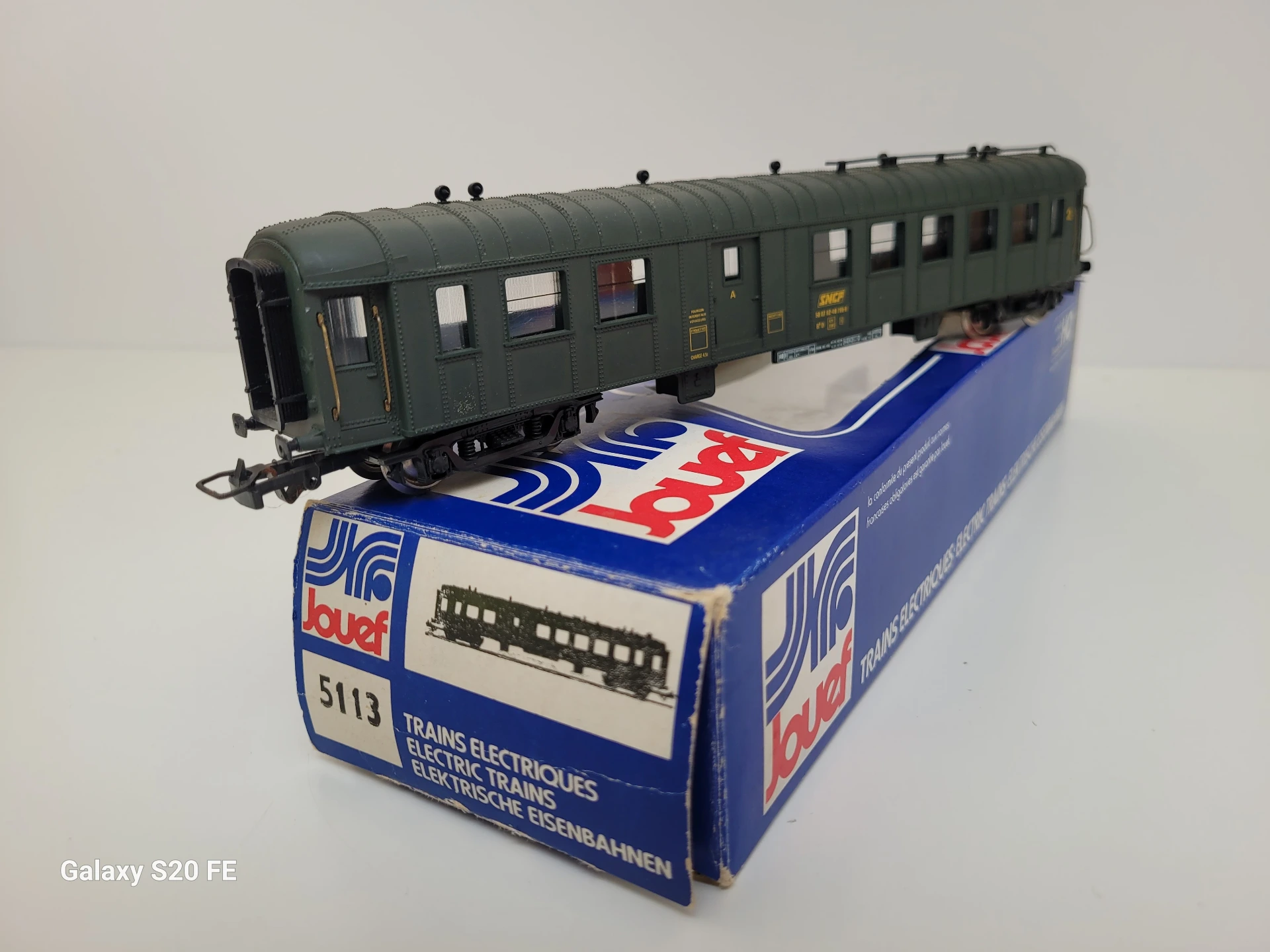 Voiture voyageurs à rivets mixte fourgon/2ème classe B⁴D SNCF type OCEM RA