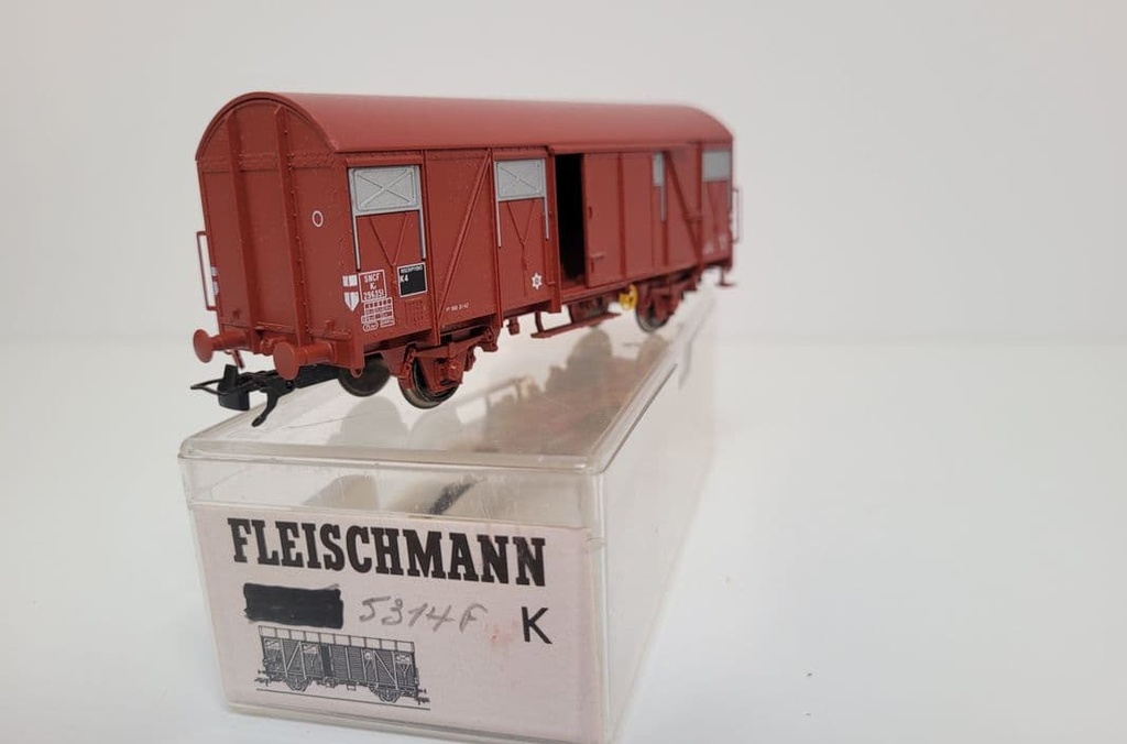 [3204384361] Train wagon N° 5314F Wagon couvert SNCF à essieux Type UIC Fleischmann Ho