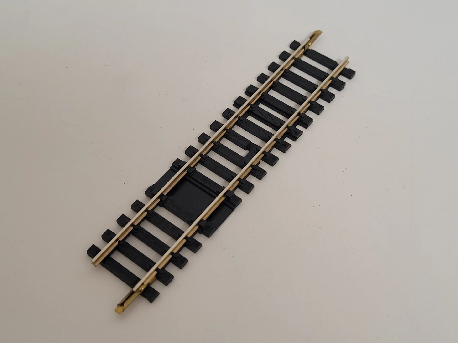 Demi rail droit d'alimentation de voie N° 4751 maillechort Jouef Ho