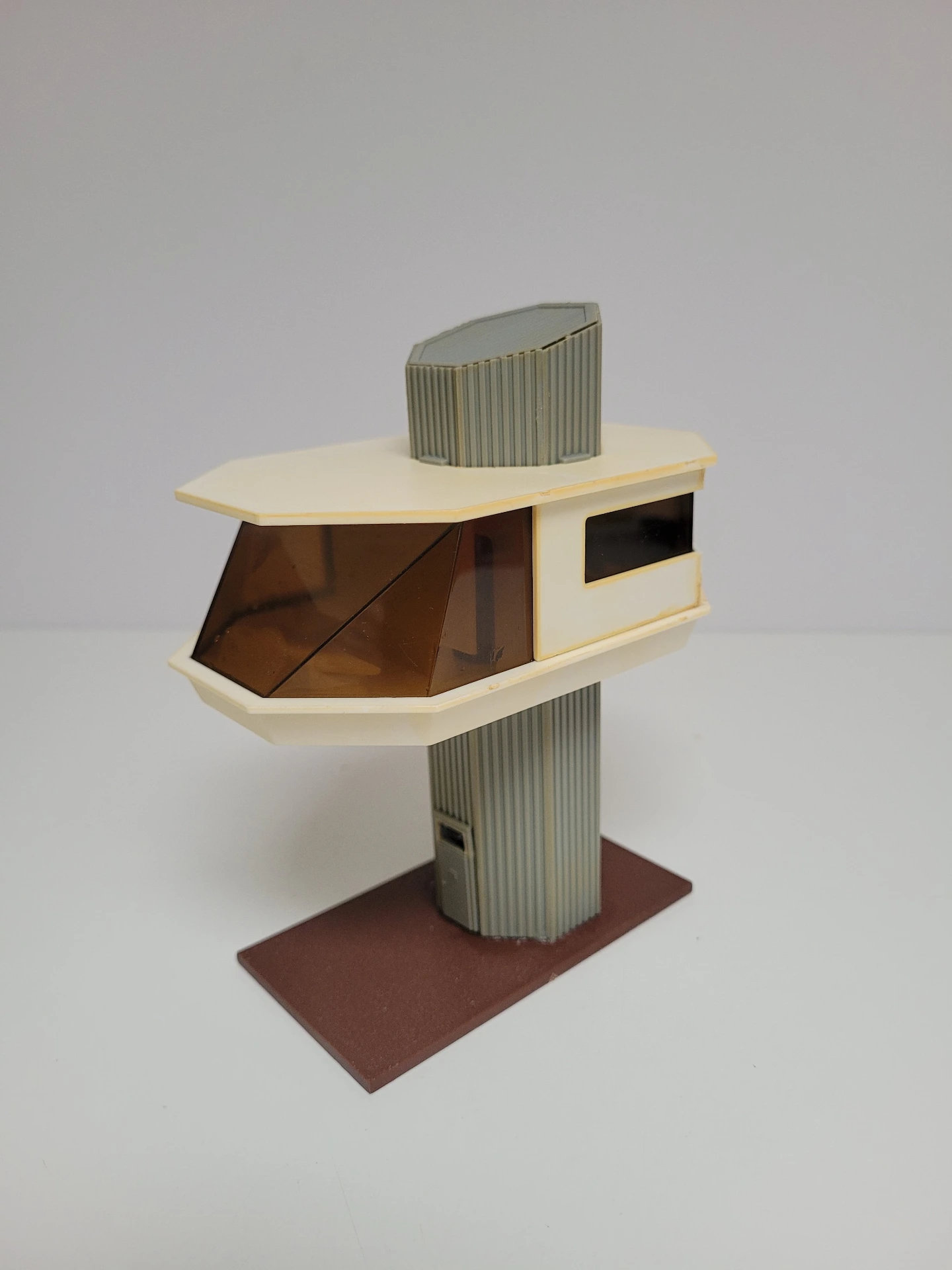 Bâtiment N° 1047 Poste d'aiguillage moderne Jouef Ho