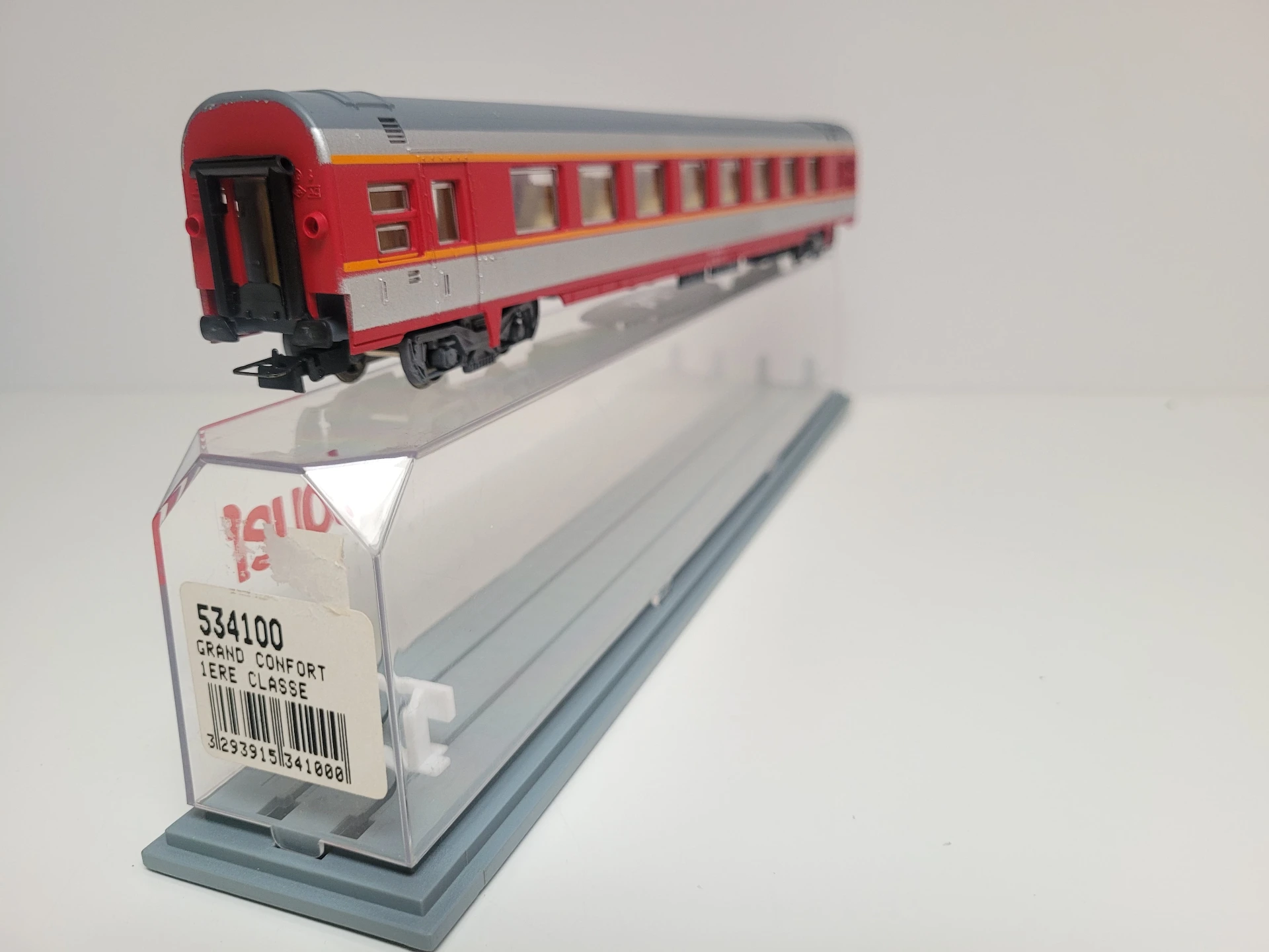 Voiture voyageur SNCF Grand confort type : A8u TEE