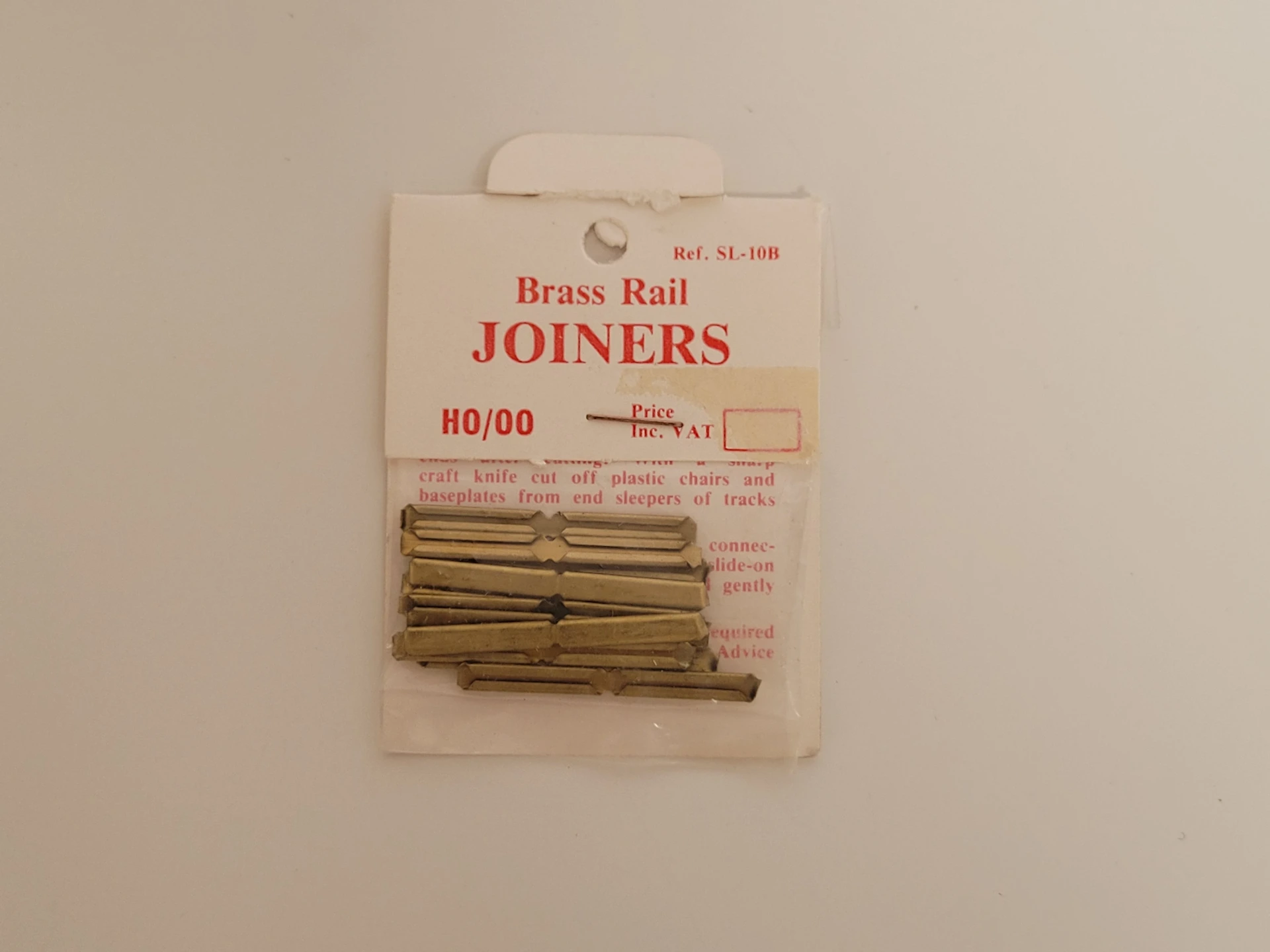 Sachet de 24 éclisses en laiton code 100 PECO