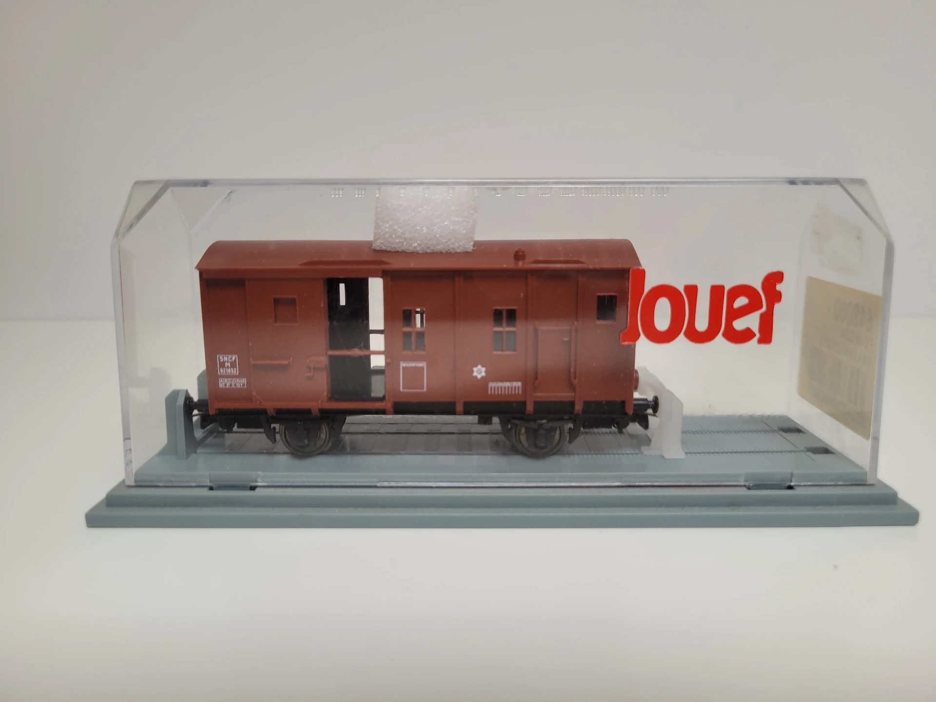 Fourgon Marchandises SNCF N° 648000 avec feux fin de convoi type : M Jouef Ho